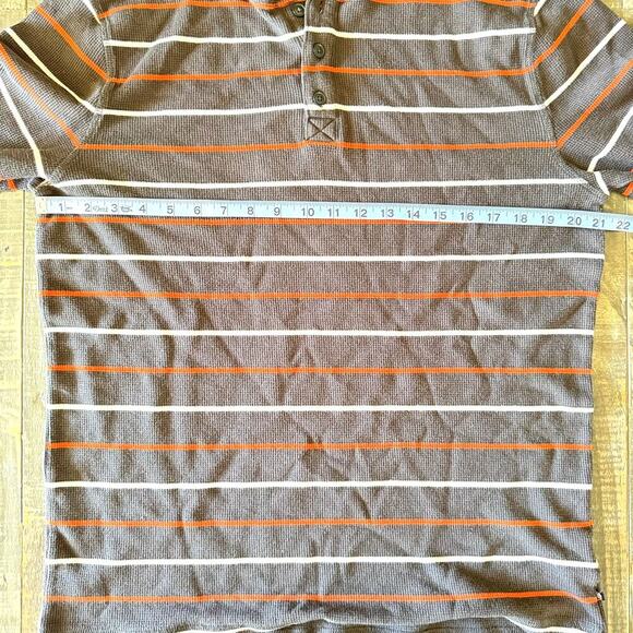 Junk Food Linn Long Sleeve Striped Thermal Henley T-Shirt Color Black Size XL - Picture 5 of 7